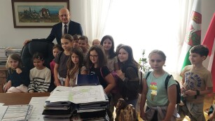 Dzieci z prezydentem miasta